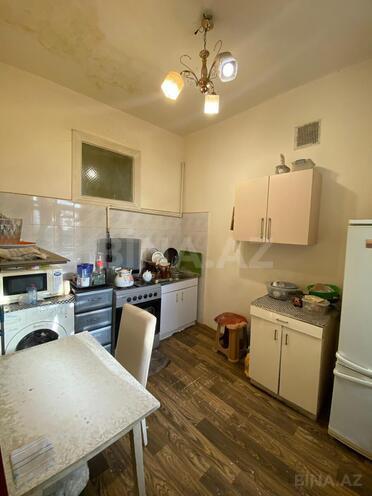 Satılır 2 otaqlı köhnə tikili 60 m², Bakıxanov q., photo 7 from 10