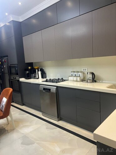 İcarəyə verilir 3 otaqlı yeni tikili 150 m², Gənclik m., photo 13 from 32