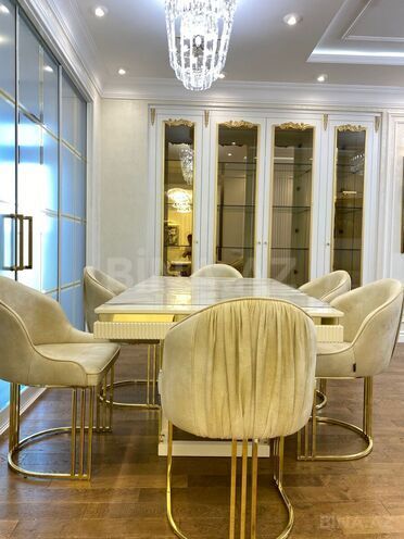 Сдается 4-комн. новостройка 180 м², м. 8 ноября, photo 11 from 32