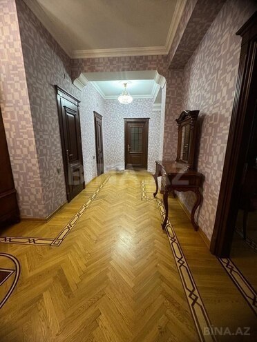 Сдаётся 3-комн. новостройка 130 м², м. Иншаатчылар, photo 19 from 24