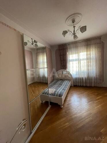 İcarəyə verilir 4 otaqlı köhnə tikili 115 m², İnşaatçılar m., photo 9 from 28