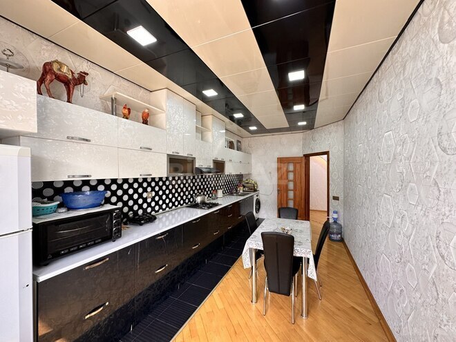 Продается 3-комн. новостройка 130 м², м. Ази Асланов, photo 10 from 18
