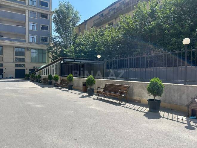Продается 3-комн. новостройка 133 м², Бинагадинский р., photo 4 from 19