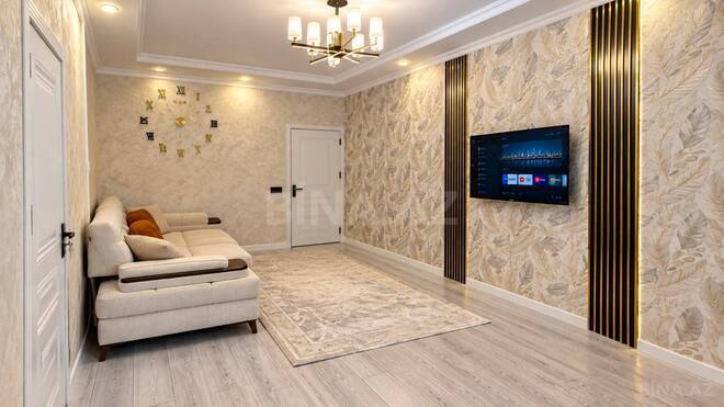 Satılır 3 otaqlı köhnə tikili 70 m², Bakıxanov q., photo 1 from 16