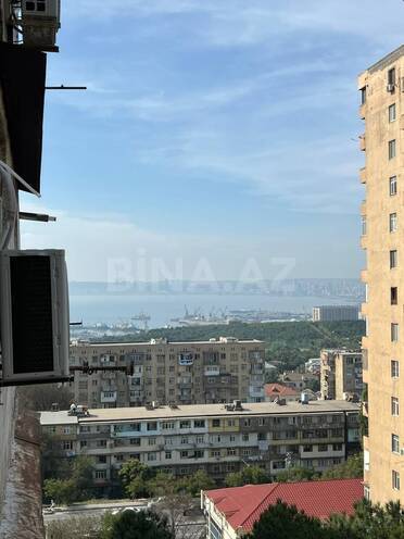 Продаётся 3-комн. вторичка 80 м², м. Ази Асланов, photo 15 from 16