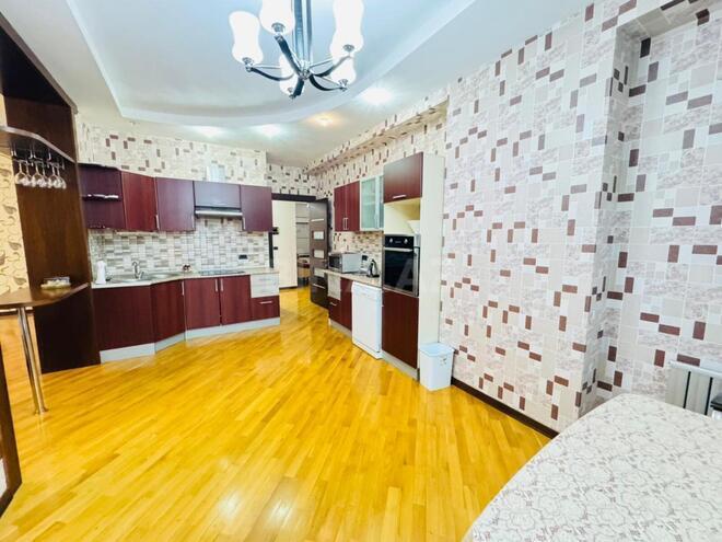 İcarəyə verilir 3 otaqlı yeni tikili 195 m², Ağ şəhər q., photo 12 from 16