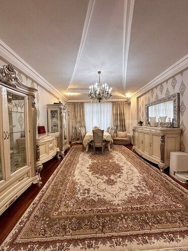 Продается 4-комн. новостройка 145 м², м. Халглар Достлугу, photo 1 from 20