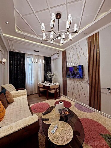 İcarəyə verilir 2 otaqlı yeni tikili 60 m², photo 3 from 12