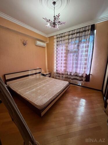 Сдается 3-комн. новостройка 105 м², м. Элмляр Академиясы, photo 5 from 14