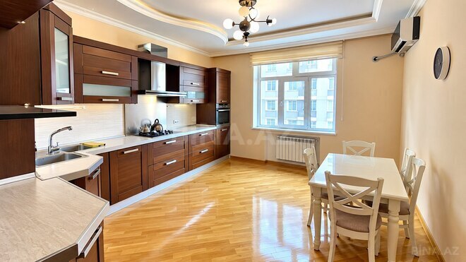 İcarəyə verilir 3 otaqlı yeni tikili 160 m², Nərimanov r., photo 8 from 11
