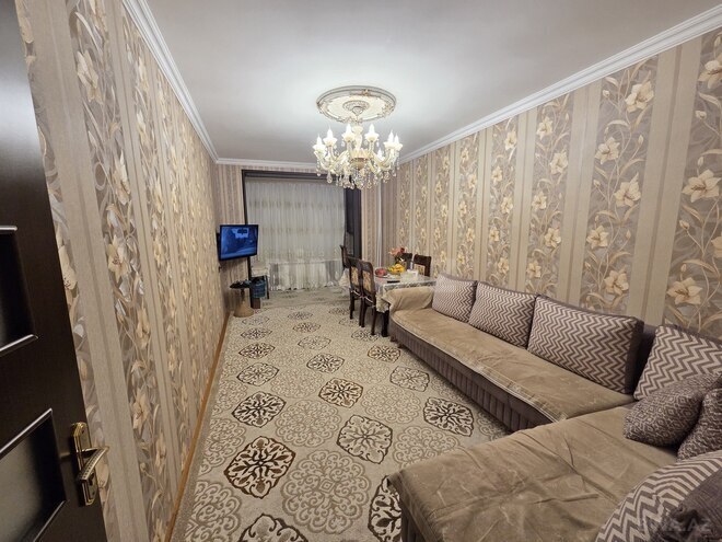 Satılır 2 otaqlı köhnə tikili 55 m², photo 1 from 16