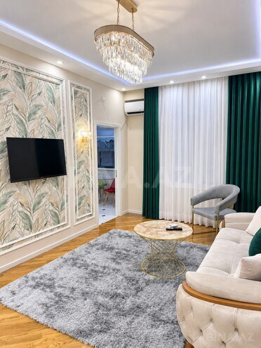 Сдается 2-комн. новостройка 68 м², м. Кара Караев, photo 1 from 13