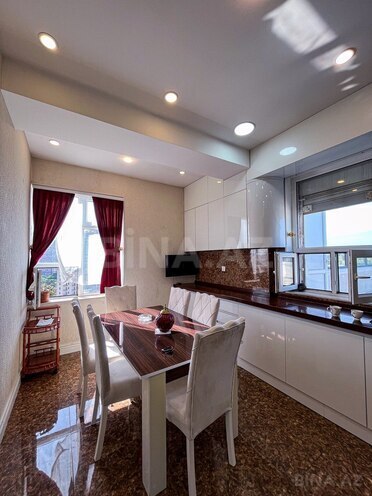 İcarəyə verilir 4 otaqlı yeni tikili 353 m², 28 May m., photo 3 from 29
