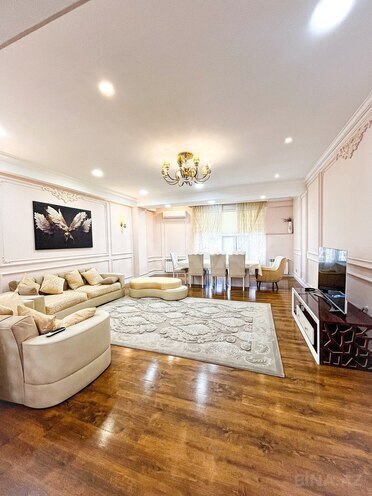 İcarəyə verilir 4 otaqlı yeni tikili 353 m², 28 May m., photo 19 from 29