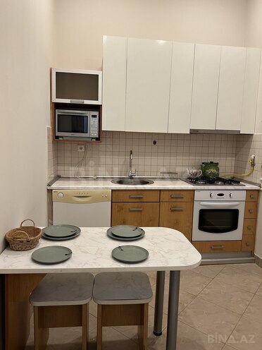 İcarəyə verilir 2 otaqlı köhnə tikili 56 m², İçəri Şəhər m., photo 17 from 18
