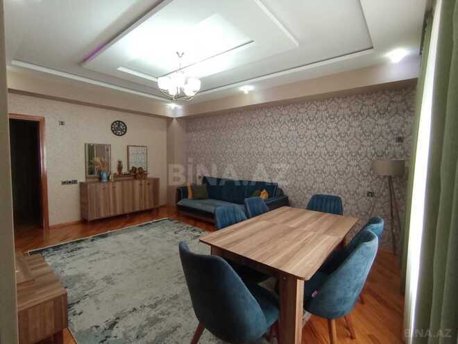 Продается 2-комн. вторичка 81 м², photo 1 from 15