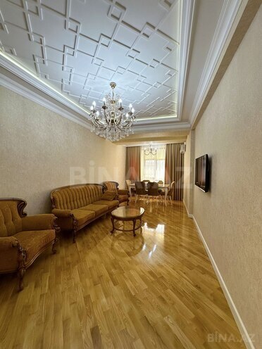 Продается 3-комн. новостройка 110 м², м. Ази Асланов, photo 1 from 21