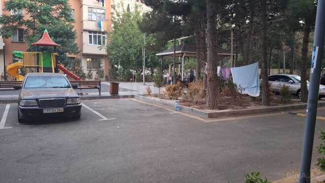 Продаётся 4-комн. вторичка 85 м², м. Кара Караев, photo 3 from 16