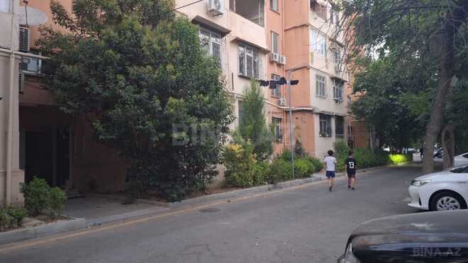 Продаётся 4-комн. вторичка 85 м², м. Кара Караев, photo 4 from 16