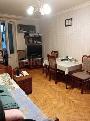 Satılır 1 otaqlı köhnə tikili 42 m², Yasamal r., photo 1 from 6