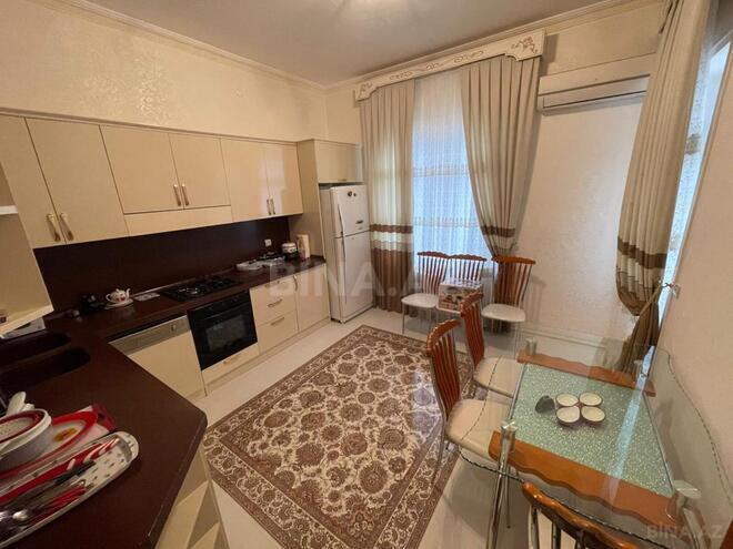Сдается 4-комн. новостройка 200 м², м. Ичеришехер, photo 11 from 17
