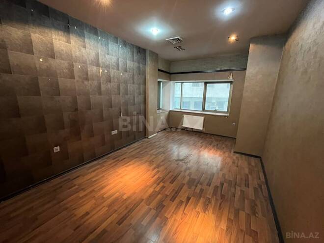Сдается 3-комн. офис 70 м², м. Нариман Нариманов, photo 1 from 8
