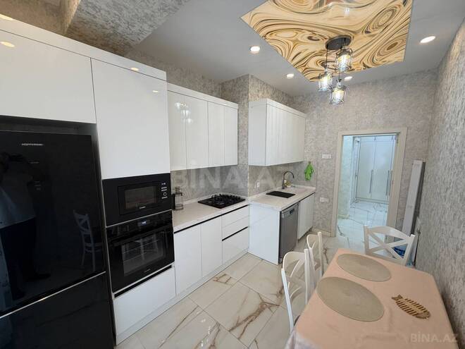 Сдается 2-комн. новостройка 75 м², м. Нариман Нариманов, photo 1 from 11