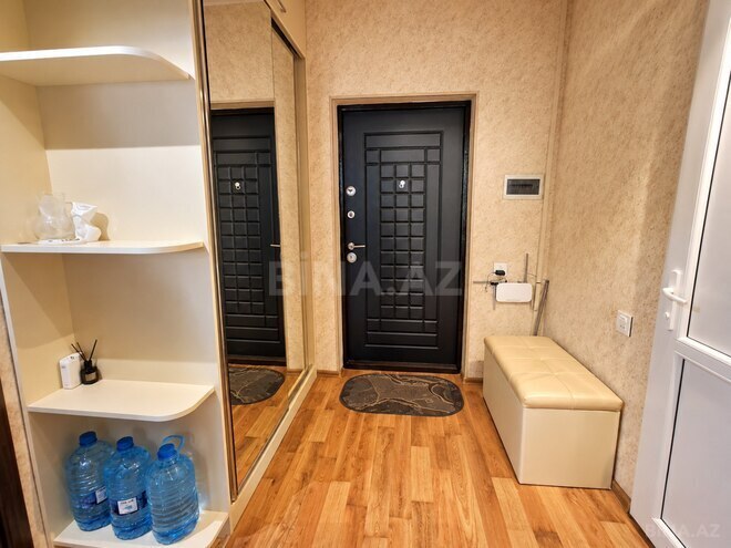 Сдается 2-комн. новостройка 68 м², м. Кара Караев, photo 11 from 12