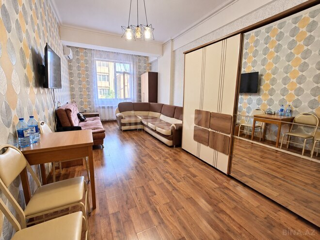 Сдается 2-комн. новостройка 68 м², м. Кара Караев, photo 3 from 12