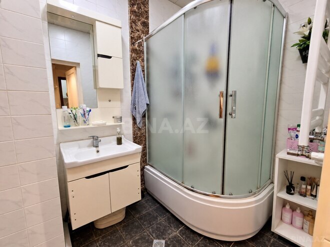 Сдается 2-комн. новостройка 68 м², м. Кара Караев, photo 8 from 12