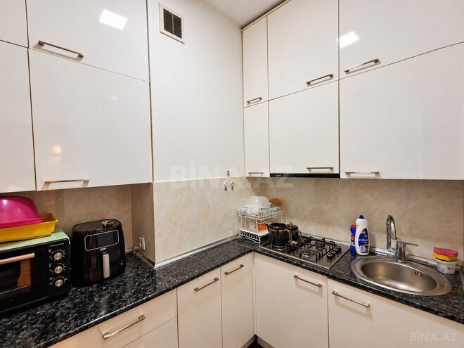 Сдается 2-комн. новостройка 68 м², м. Кара Караев, photo 7 from 12