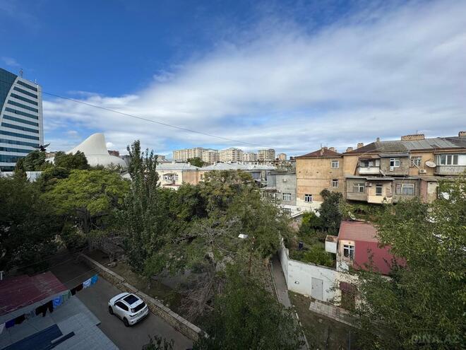 Satılır 3 otaqlı köhnə tikili 113 m², Nəriman Nərimanov m., photo 4 from 19