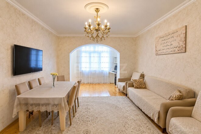 Продается 2-комн. вторичка 60 м², пос. 8-й мкр, photo 1 from 23