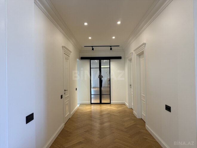 Продается 3-комн. новостройка 148 м², м. 8 ноября, photo 18 from 32