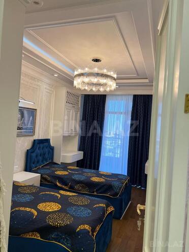 Сдаётся 4-комн. новостройка 180 м², м. 8 ноября, photo 7 from 22