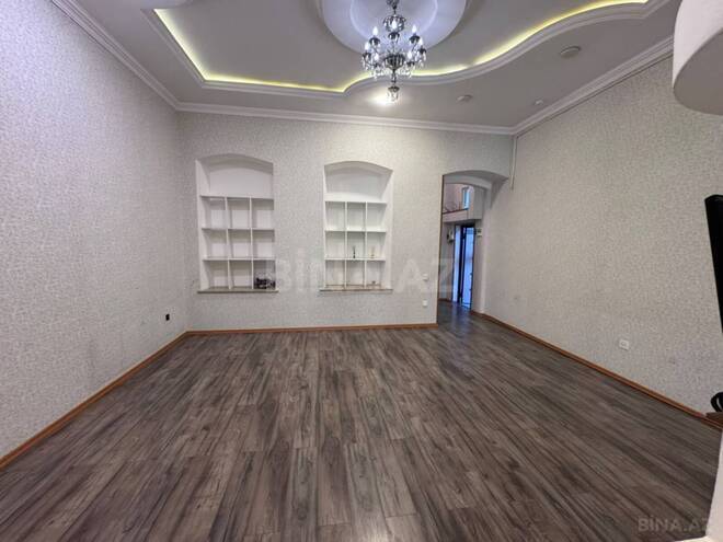Satılır 3 otaqlı köhnə tikili 110 m², Sahil m., photo 5 from 17