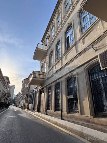 Satılır 3 otaqlı köhnə tikili 75 m², Nizami m., photo 16 from 18