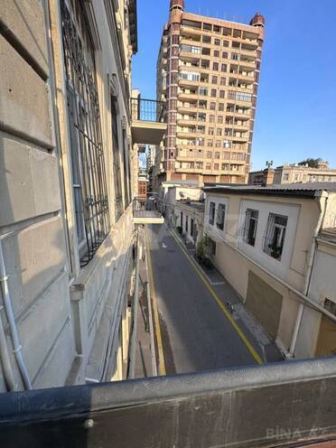 Satılır 3 otaqlı köhnə tikili 75 m², Nizami m., photo 15 from 18