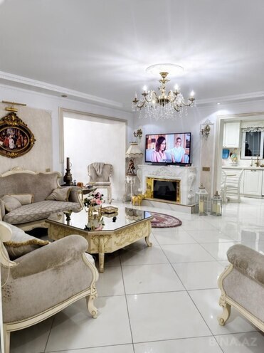 Satılır 4 otaqlı köhnə tikili 165 m², Nəsimi m., photo 1 from 15