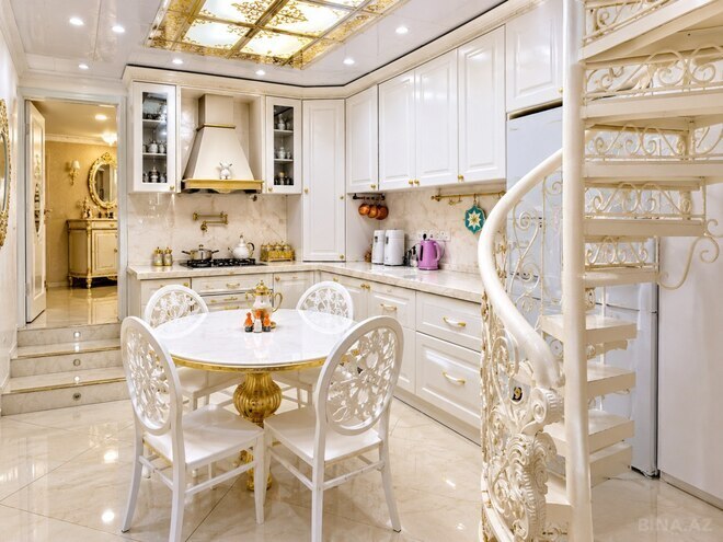 Satılır 4 otaqlı köhnə tikili 165 m², Nəsimi m., photo 8 from 15