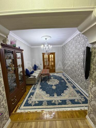 Satılır 4 otaqlı köhnə tikili 120 m², Azadlıq Prospekti m., photo 13 from 18