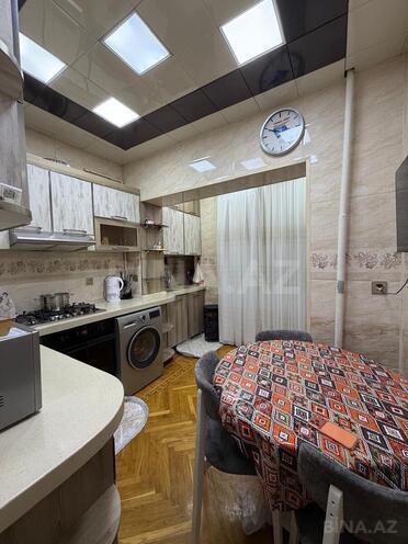 Satılır 4 otaqlı köhnə tikili 120 m², Azadlıq Prospekti m., photo 14 from 18