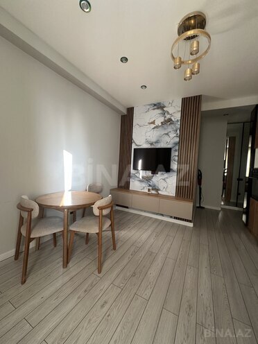 Сдаётся 2-комн. новостройка 55 м², м. Иншаатчылар, photo 1 from 13