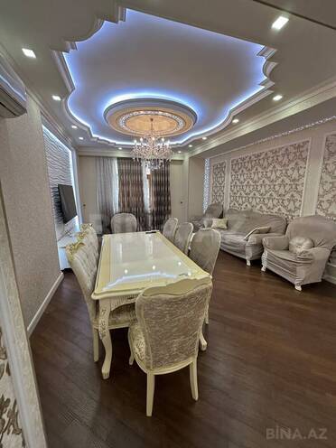 Сдается 4-комн. новостройка 175 м², Хатаинский р., photo 1 from 22