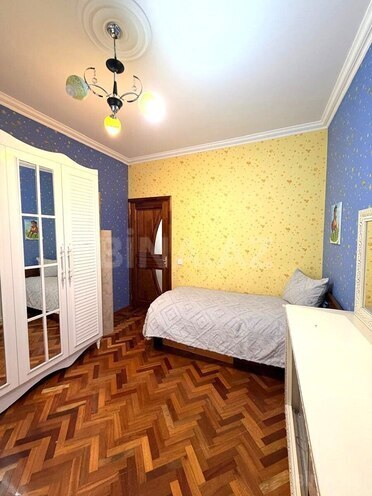 Satılır 3 otaqlı köhnə tikili 95 m², Həzi Aslanov m., photo 7 from 16