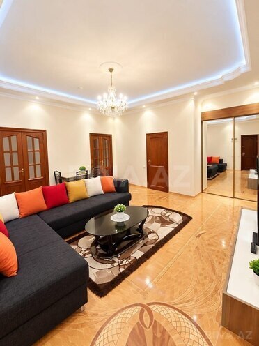 İcarəyə verilir 4 otaqlı köhnə tikili 110 m², İçəri Şəhər m., photo 5 from 16
