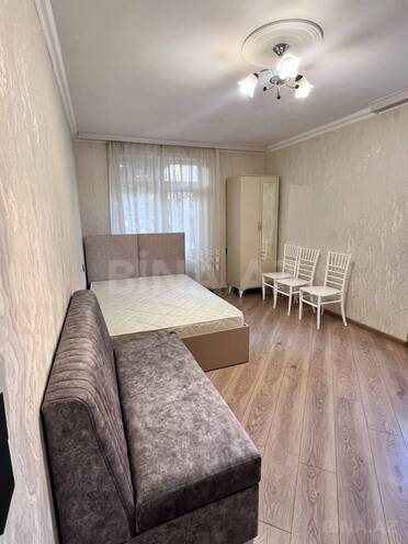 Сдается 1-комн. вторичка 45 м², пос. Бакиханова, photo 1 from 10