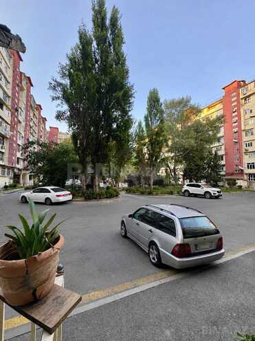 Продаётся 4-комн. вторичка 110 м², м. Иншаатчылар, photo 16 from 17