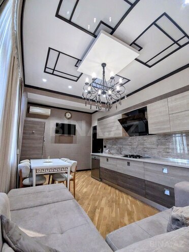 Сдается 3-комн. новостройка 130 м², м. 28 мая, photo 17 from 32