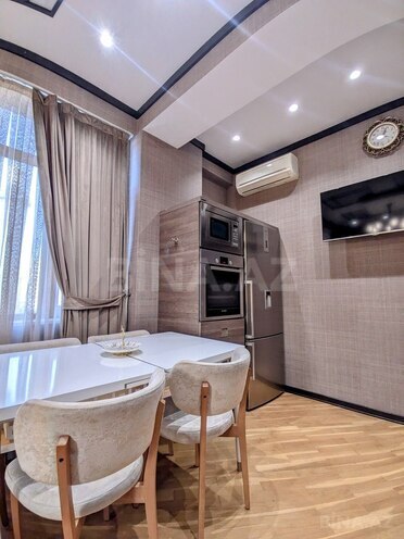 Сдается 3-комн. новостройка 130 м², м. 28 мая, photo 21 from 32
